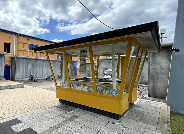 Kiosk aus "Sonnenallee", Filmpark Babelsberg