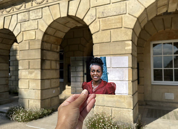 Szene aus "Bridgerton" am Holburne Museum, Bath, England 