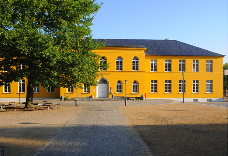 Adams Acht Ratzeburger Rathaus